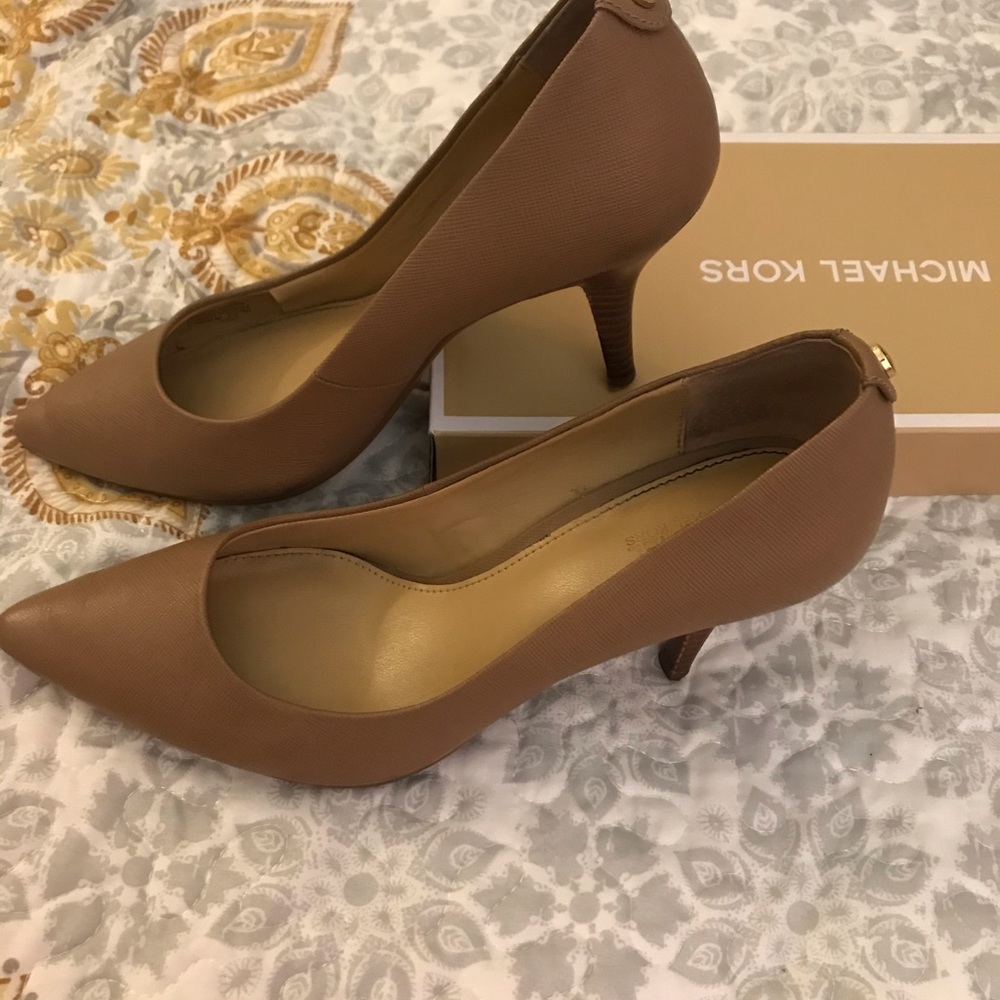 Women shoes